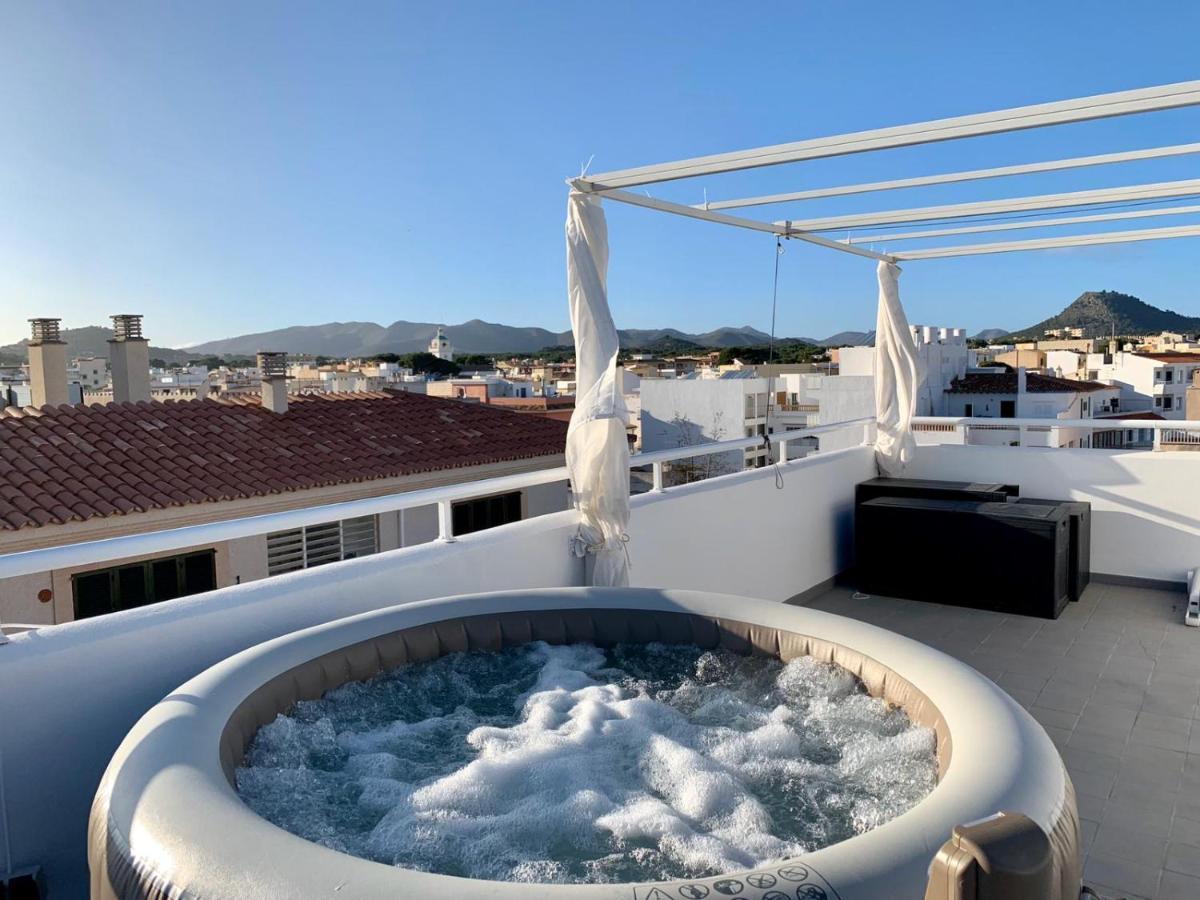 Sonne & Meerblick Aus 40 Grad Heissem Whirlpool Geniessen - Zentral Am Hafen Und Dennoch Ruhig Cala Ratjada  Ngoại thất bức ảnh
