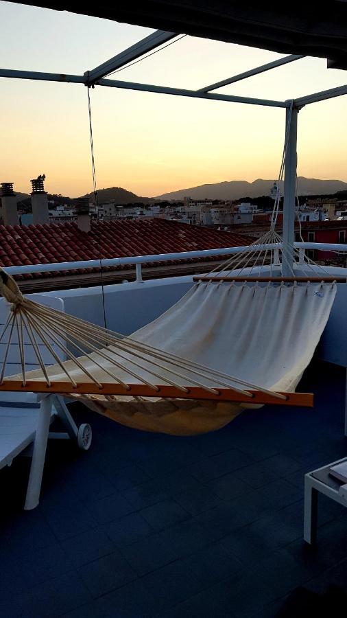 Sonne & Meerblick Aus 40 Grad Heissem Whirlpool Geniessen - Zentral Am Hafen Und Dennoch Ruhig Cala Ratjada  Ngoại thất bức ảnh